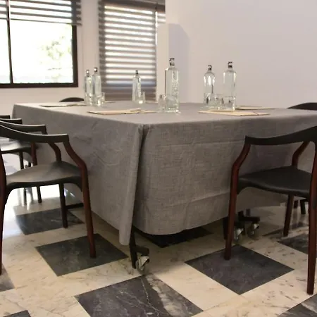 Hotel Turia 4*
