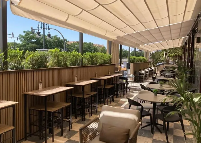 Turia Hotel 4*