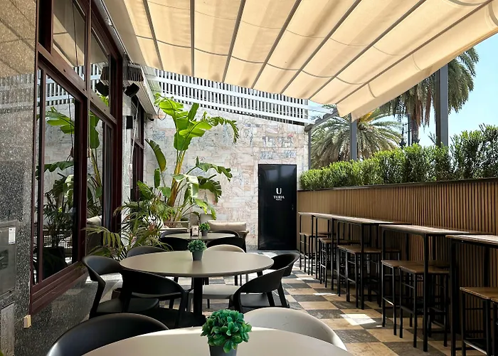Hotel Turia